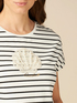 T-shirt con ricamo in perline image number 2