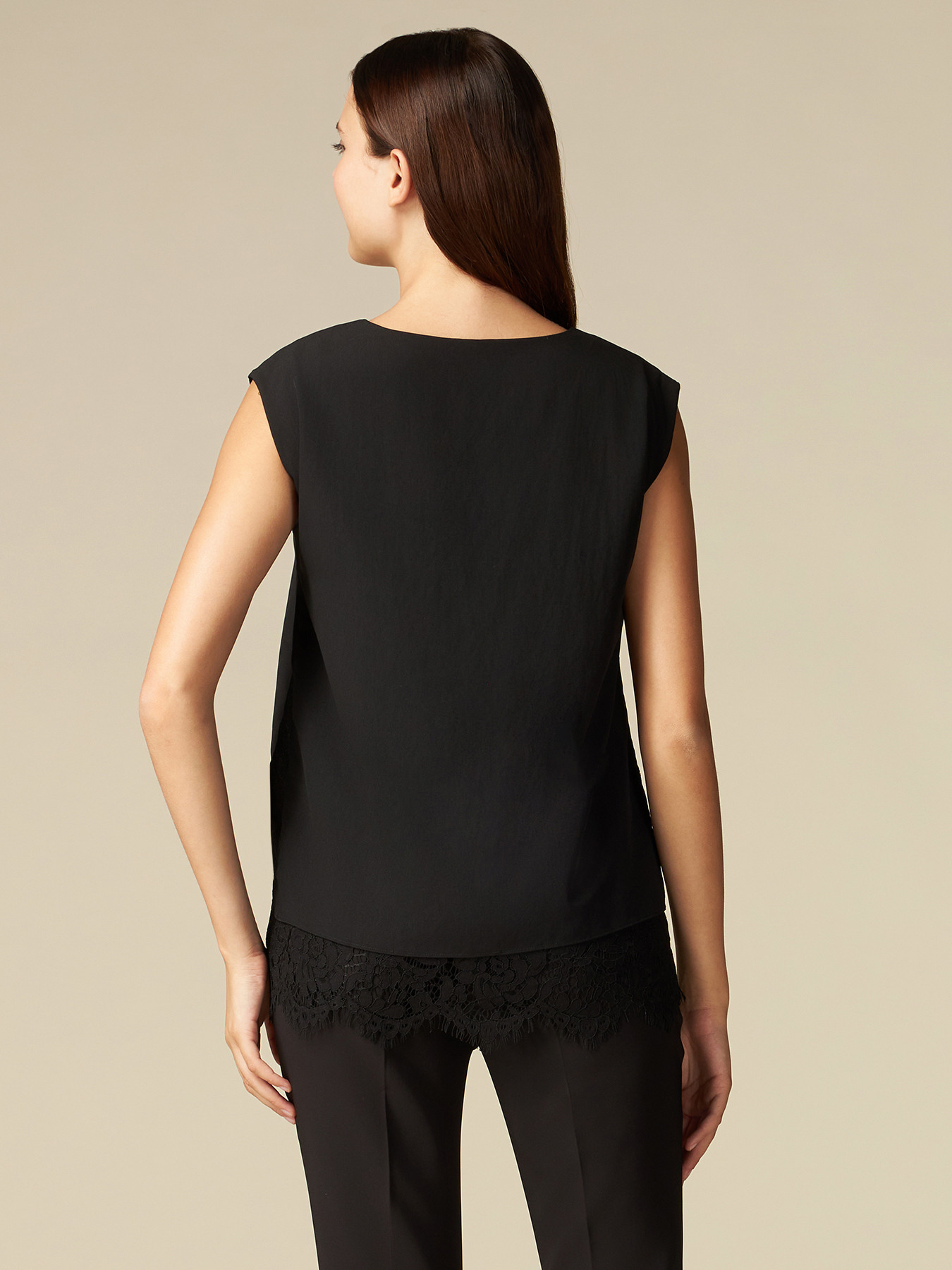 Bi-material top with lace image number 1