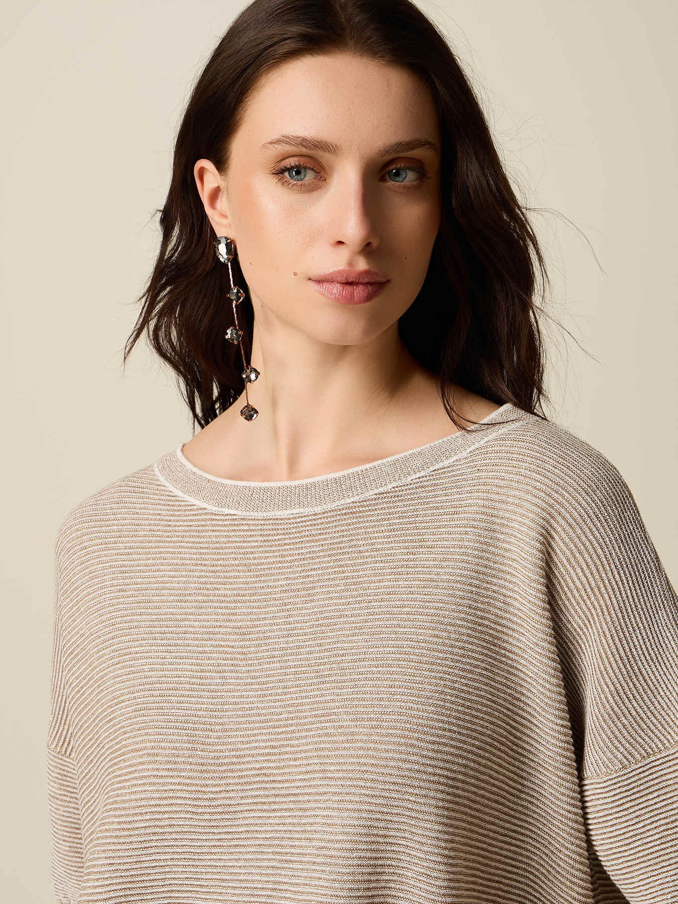 Lurex-Pullover mit Carmenausschnitt image number 2