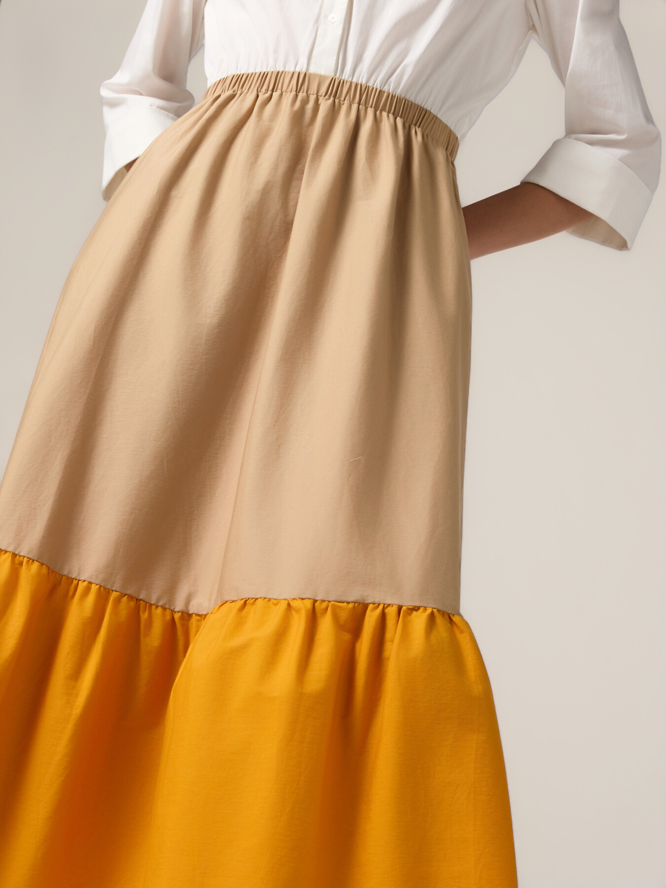 Langes Colour-Block-Kleid image number 2