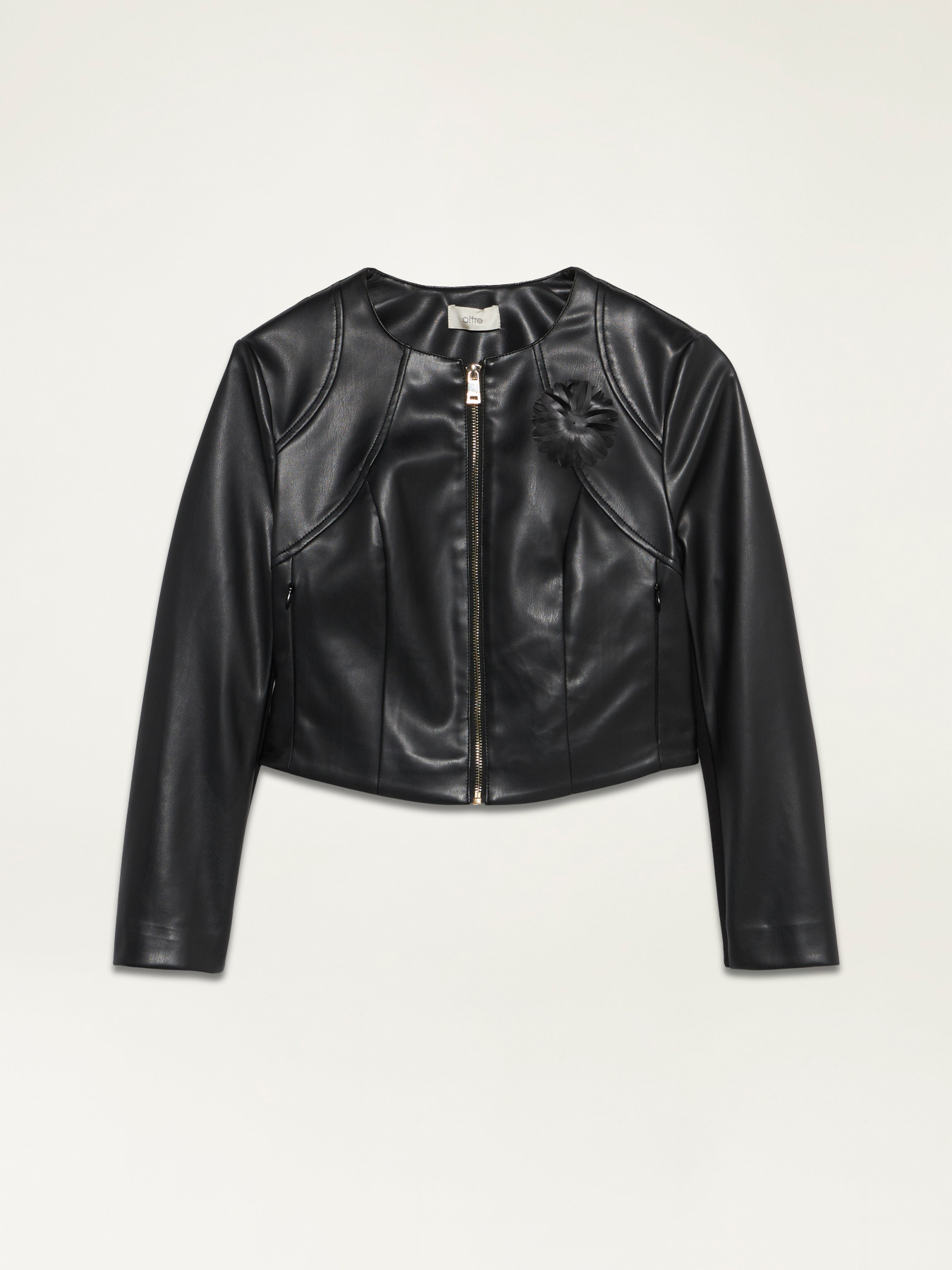 Giacca corta con spilla image number 4