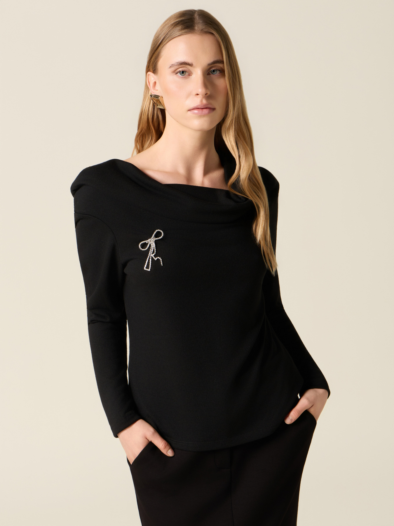 T-shirt col shiffer avec broche image number 0