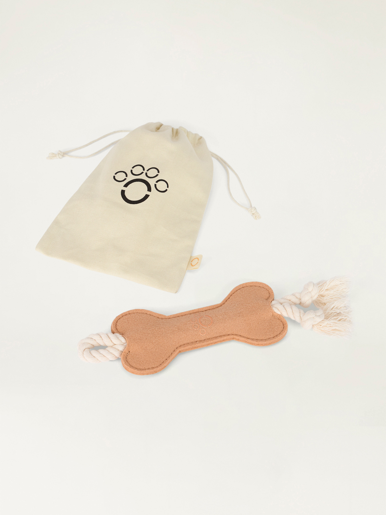 Jouet pet en feutre image number 0