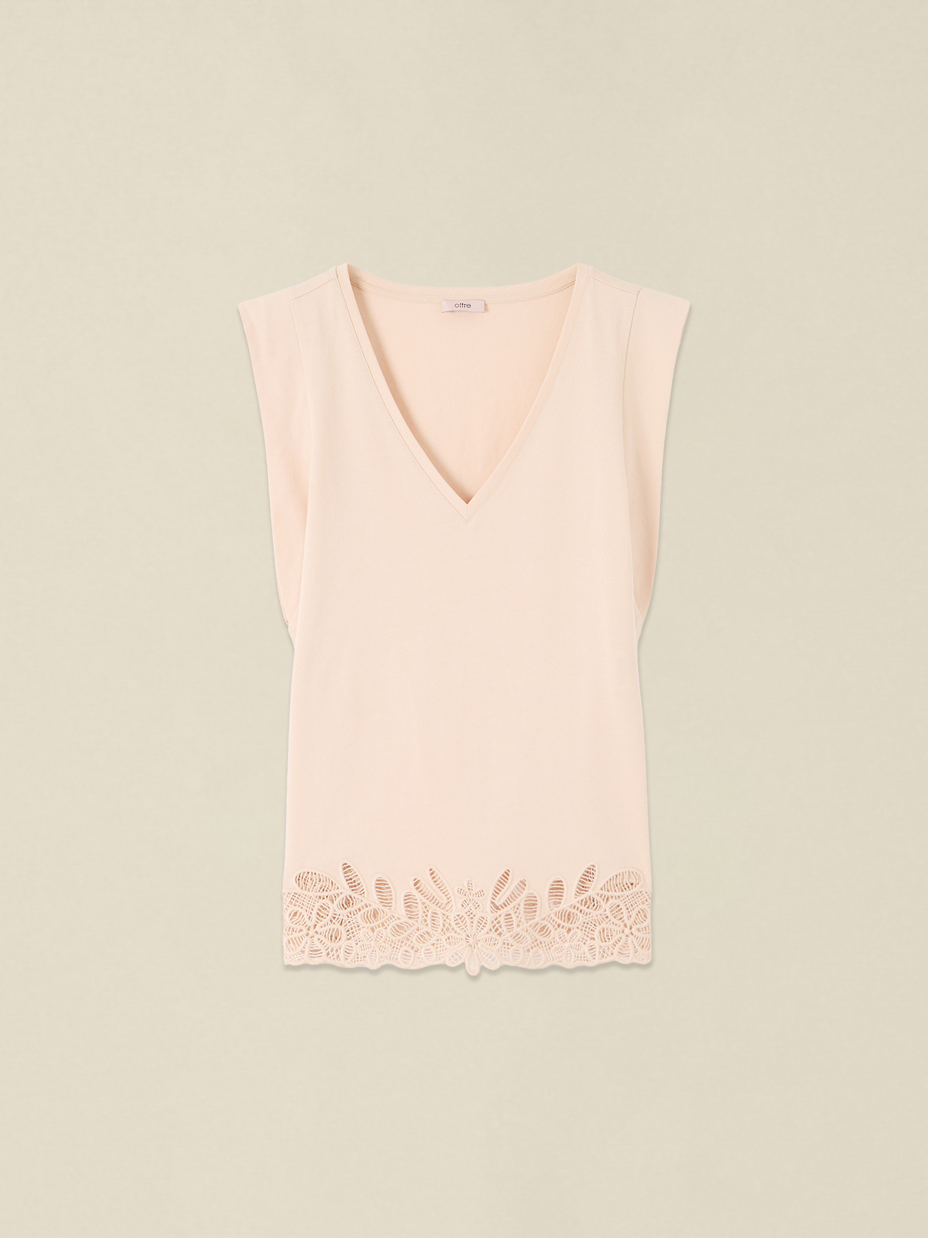 Cotton top with macram&eacute; image number 3