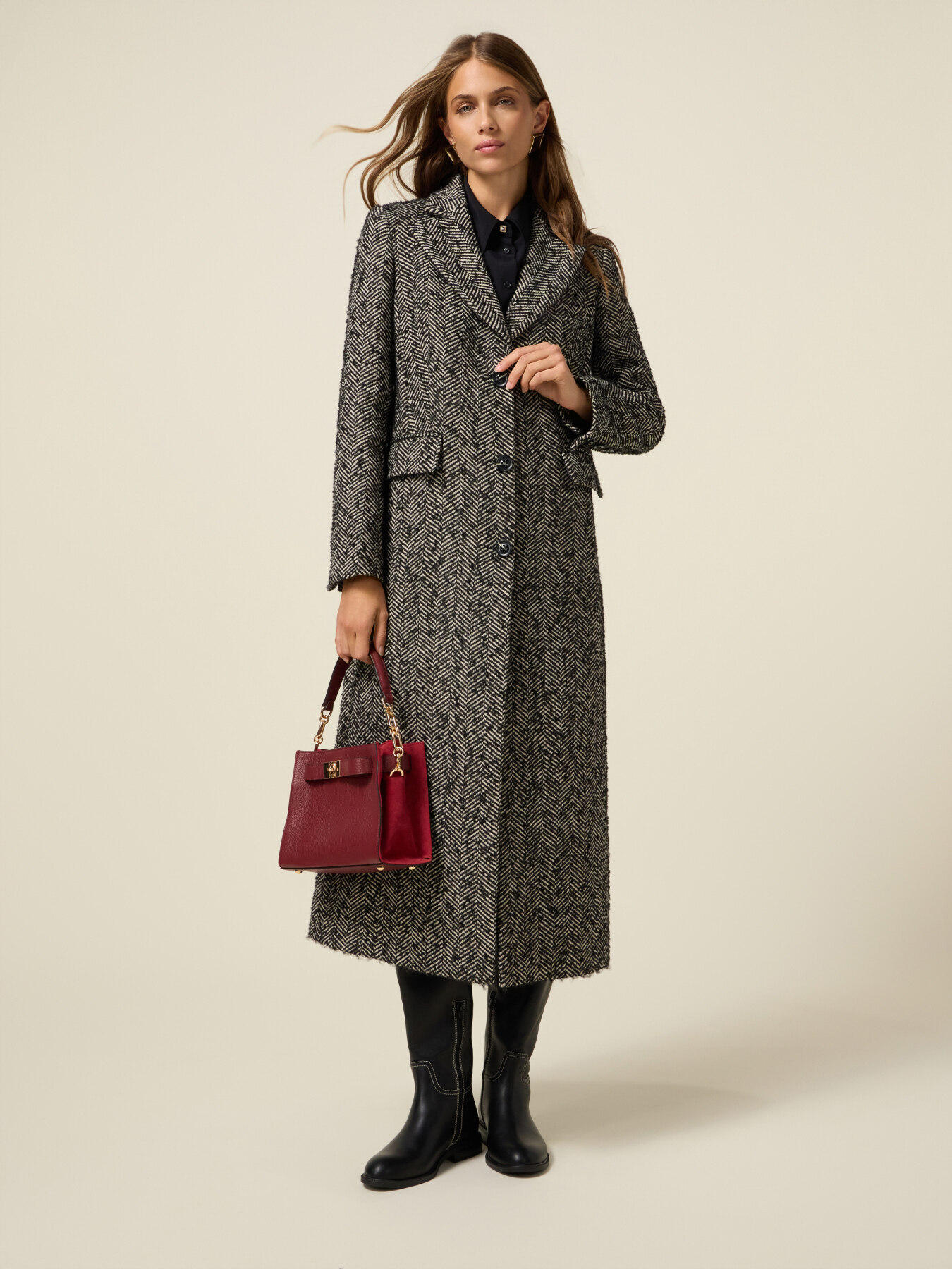 Long herringbone coat image number 4