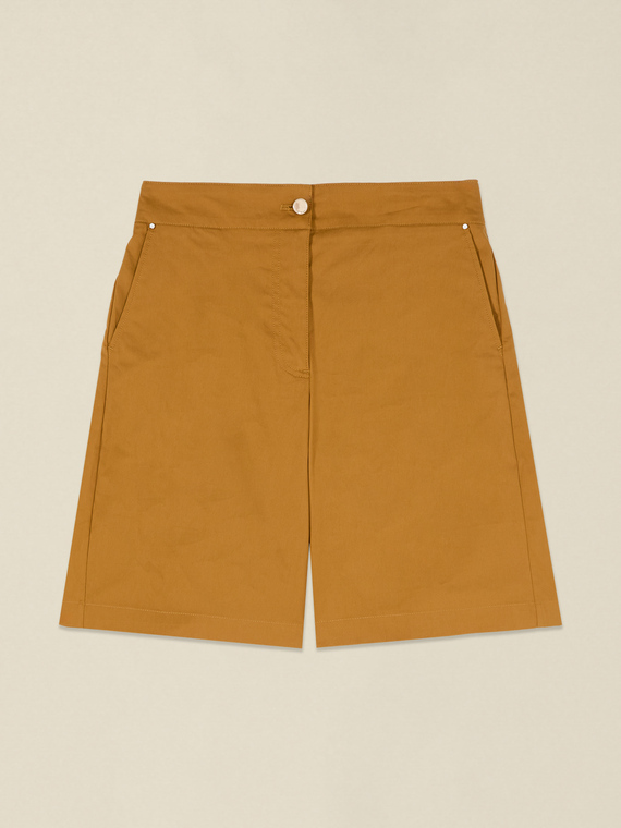 Bermuda shorts in cotton blend gabardine
