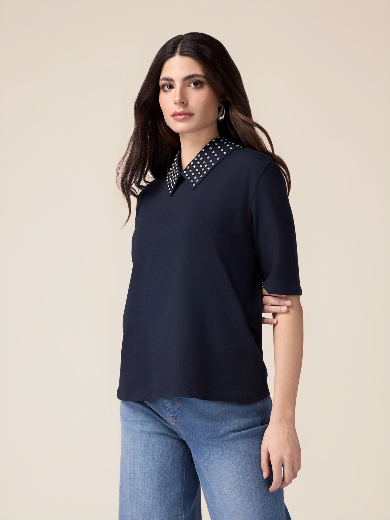 T-shirt maniche corte con colletto gioiello image number 0
