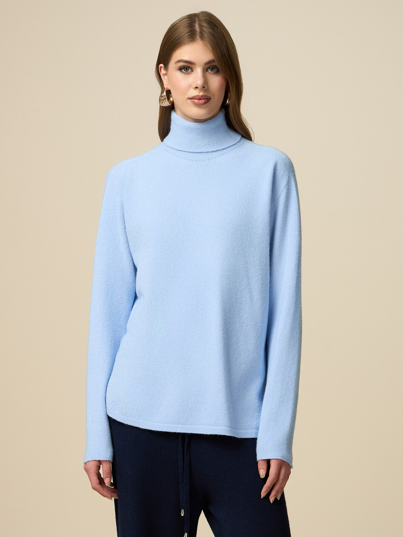 Oversized turtleneck sweater image number 0