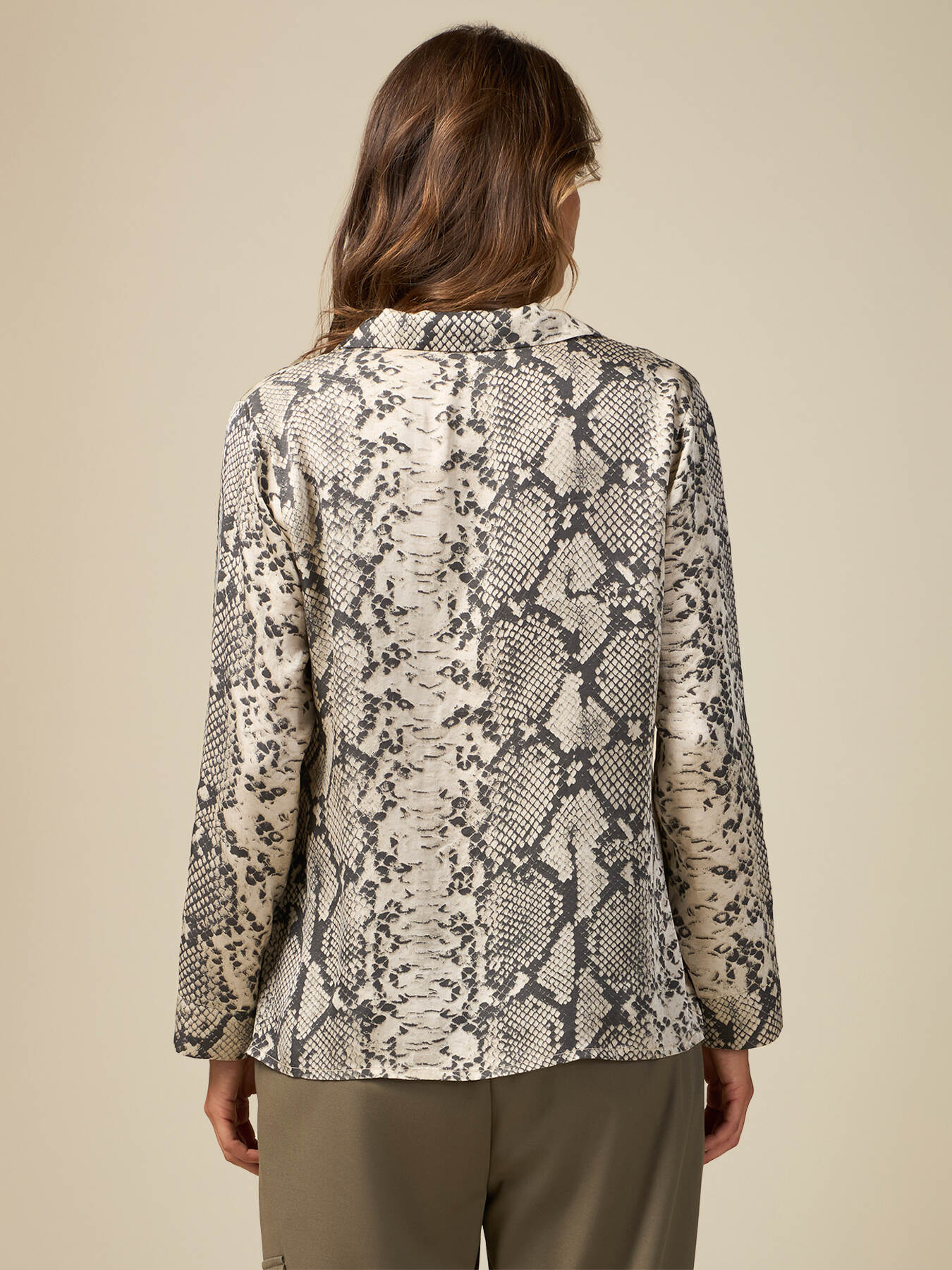 Snake print blouse image number 1