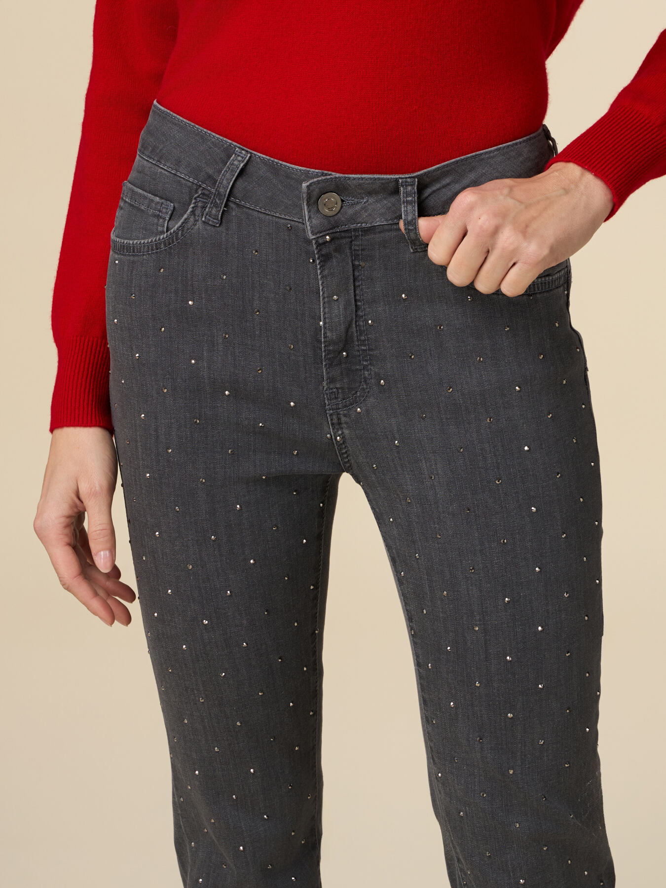 Grey skinny jeans with studs image number 2