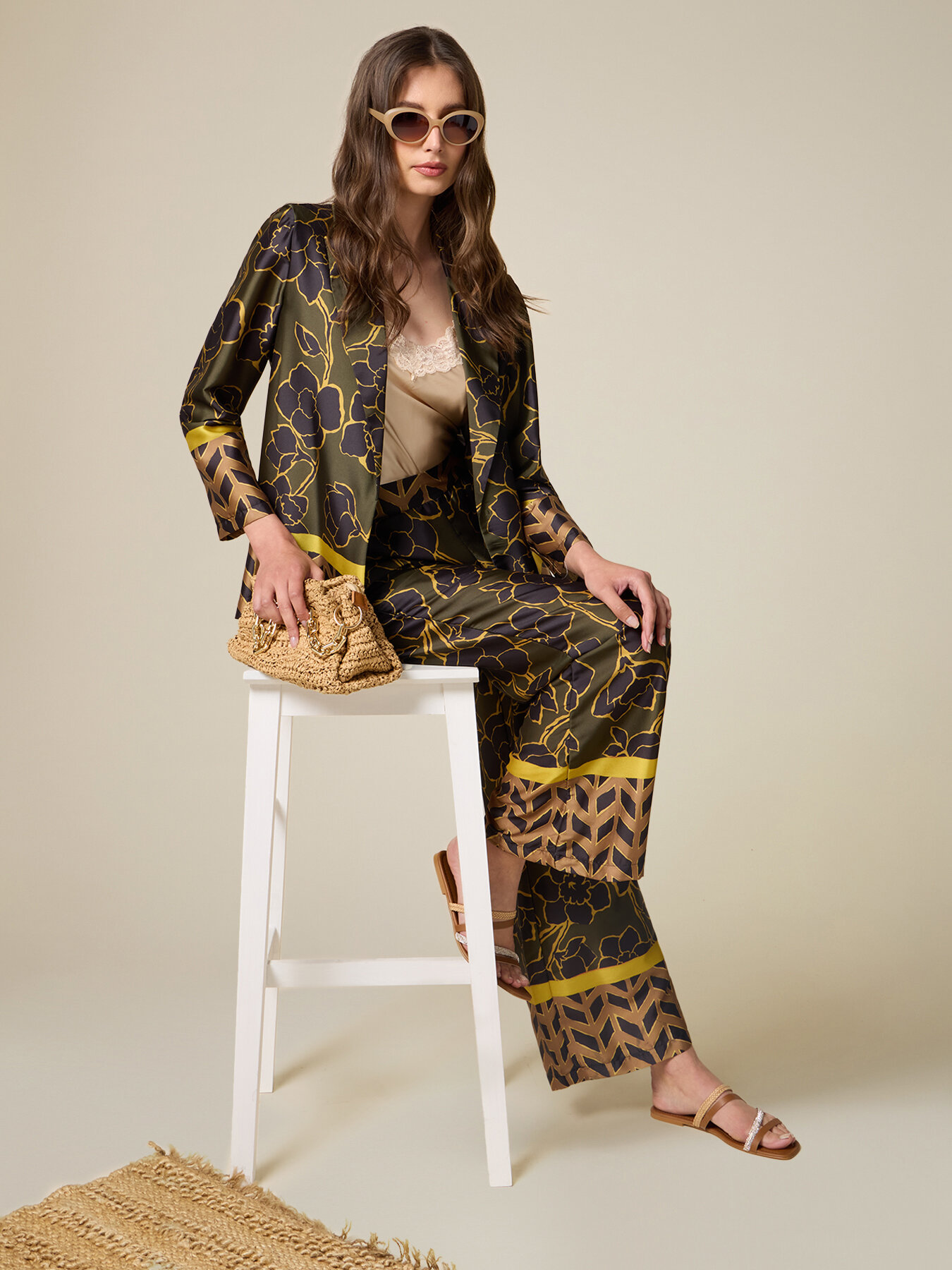 Pantalon large en satin fantaisie image number 0