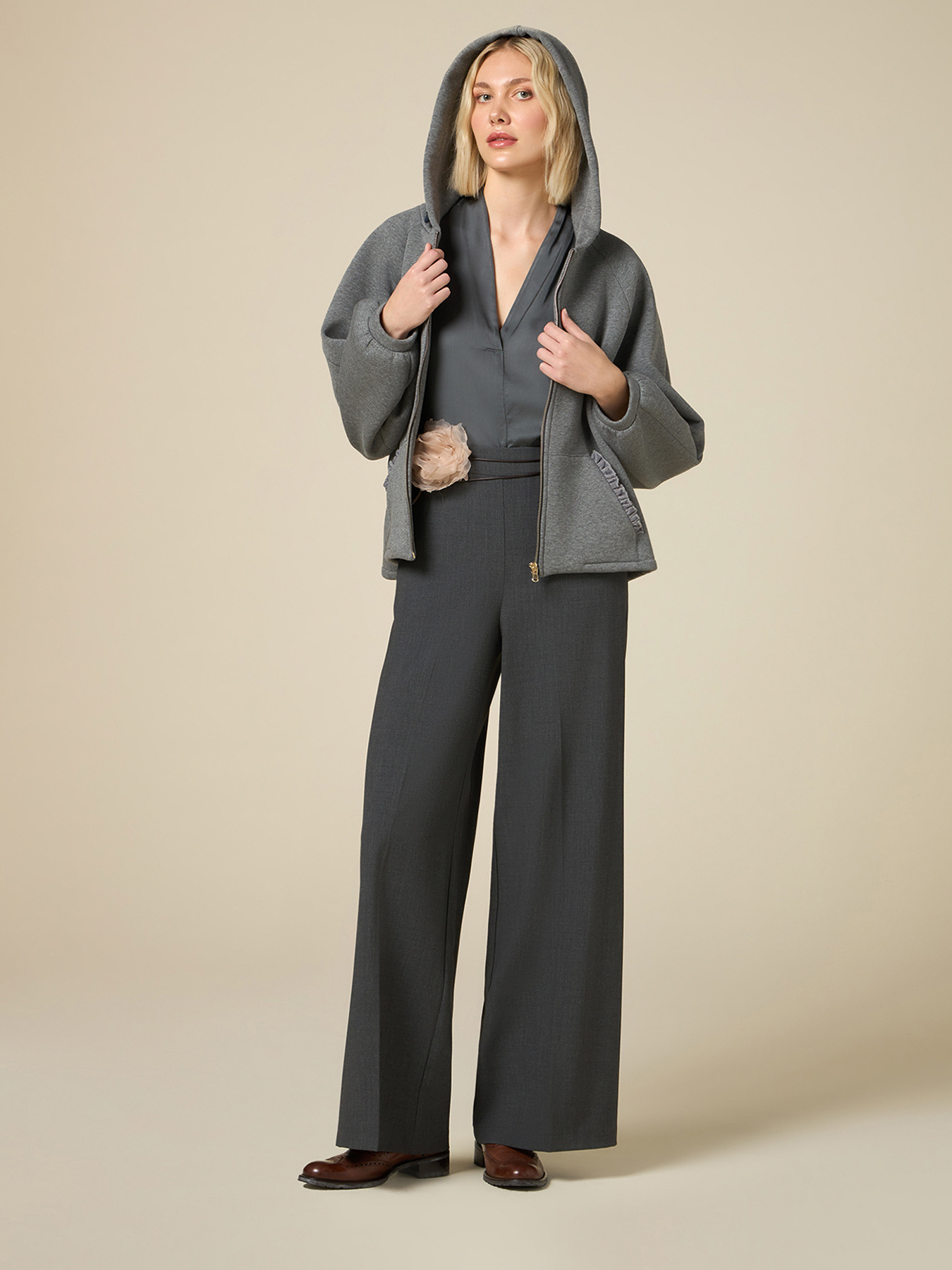 Felpa boxy con rouches in velluto image number 3