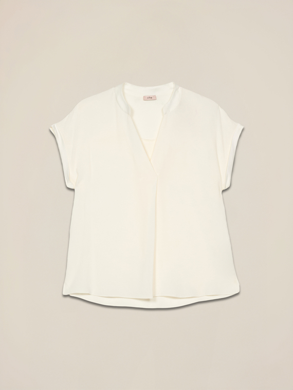 Viskosebluse mit Satinbesatz