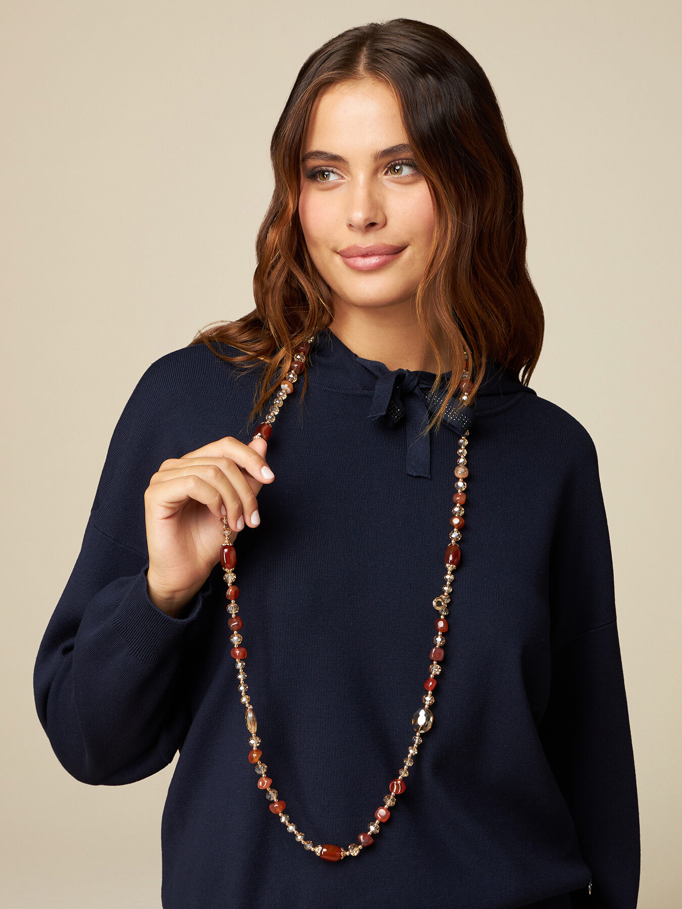 Collana lunga con pietre image number 0