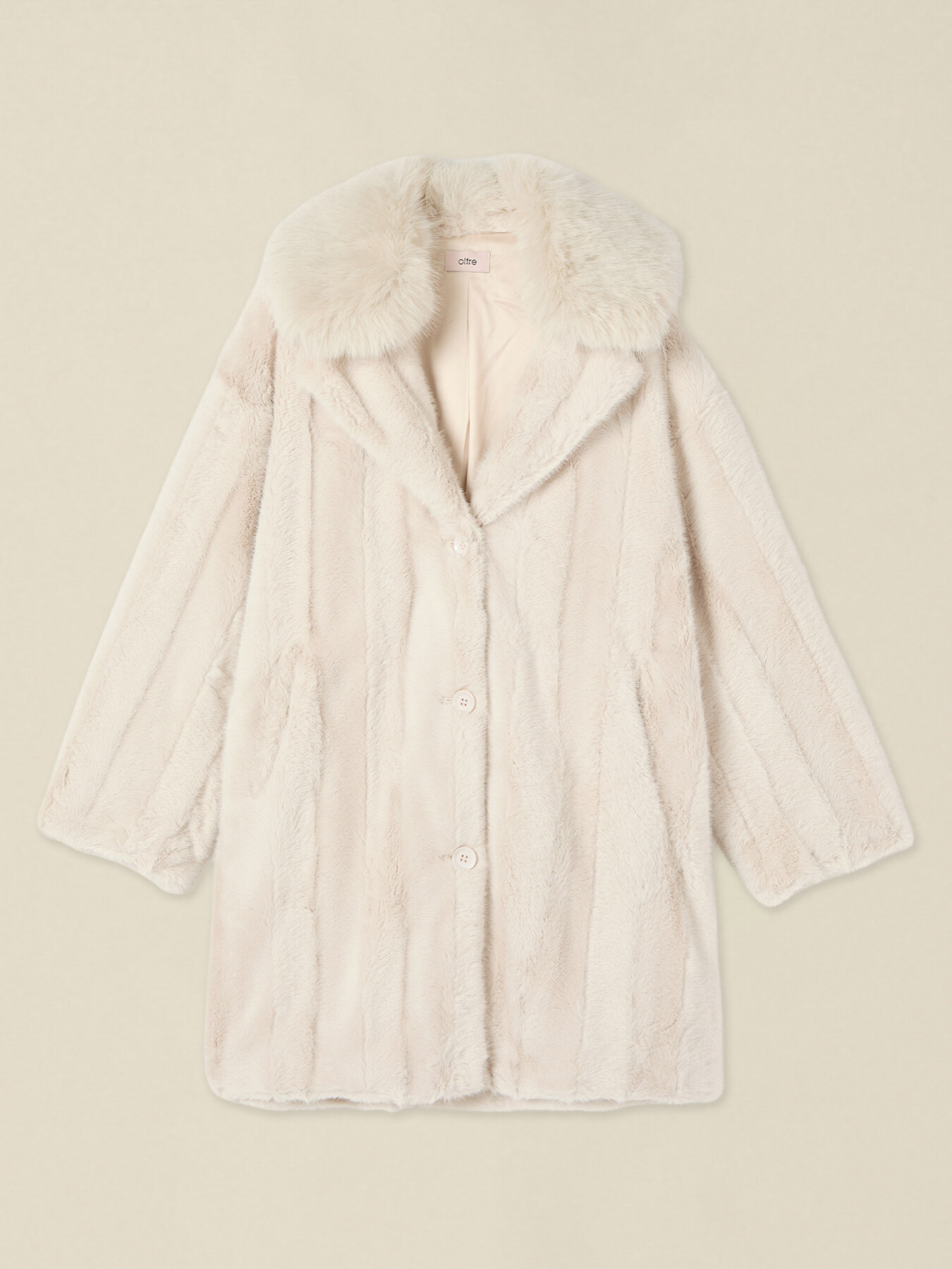 Coat in plush fabric image number 3