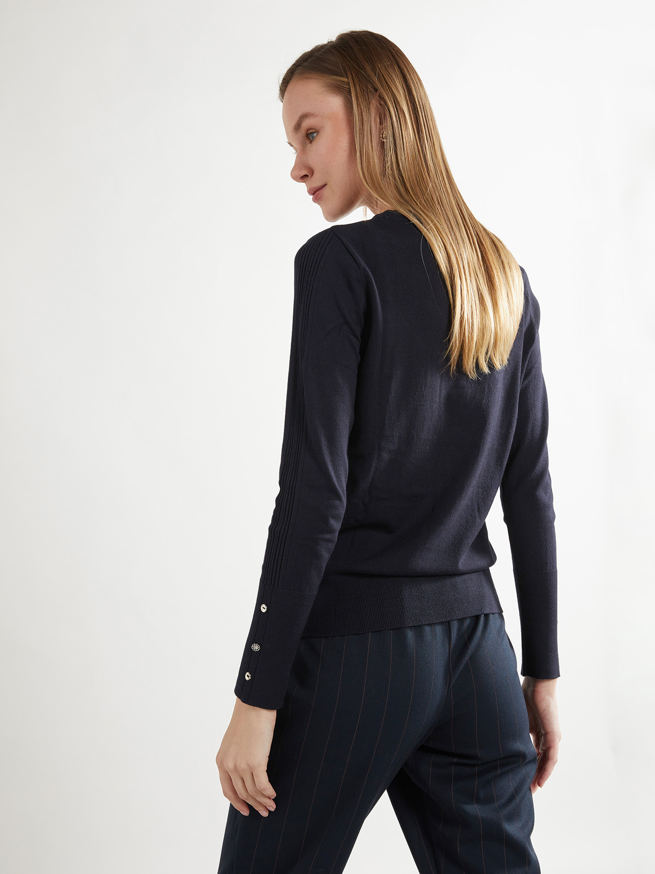 Sweater with buttons at the cuffs image number 1