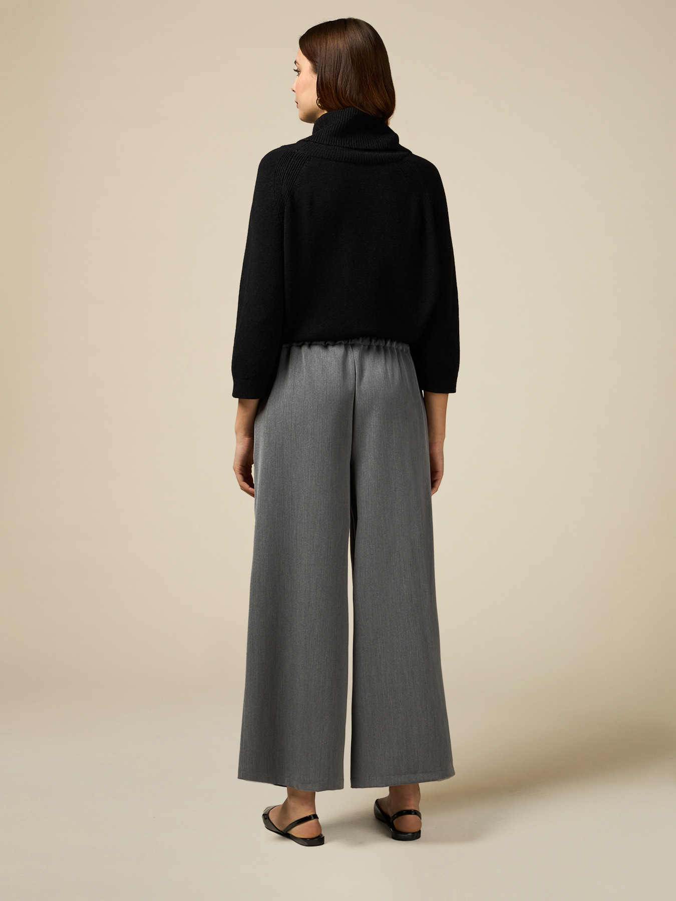 Pantaloni a palazzo cropped image number 1