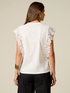 T-Shirt mit V-Ausschnitt und Spitze image number 1