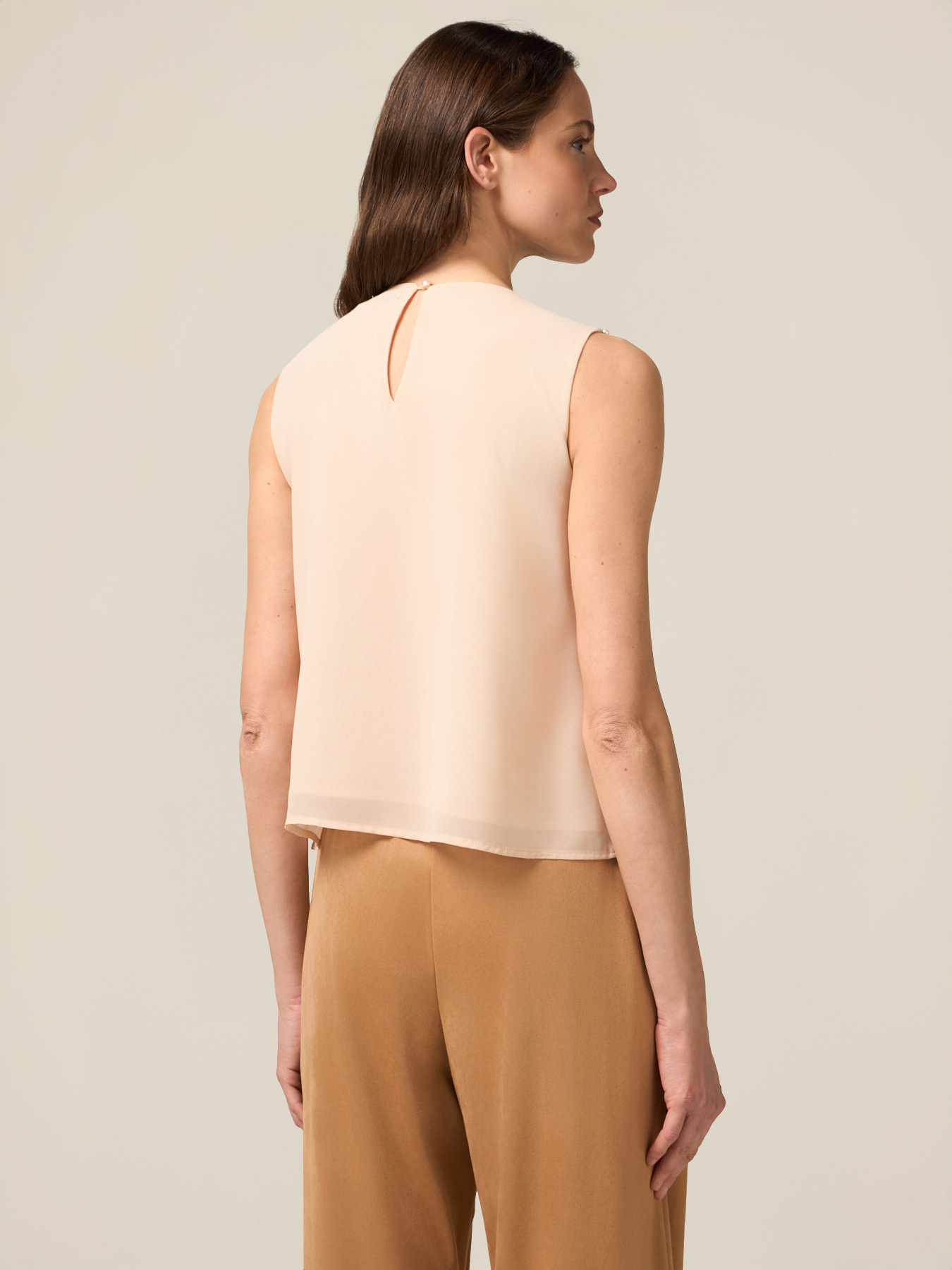 Top in georgette con applicazioni image number 1