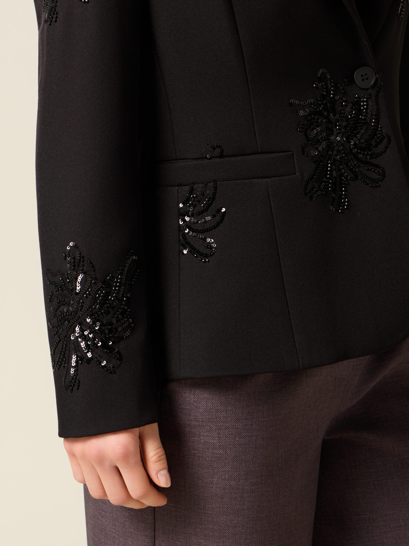 Blazer with sequin embroidery image number 2