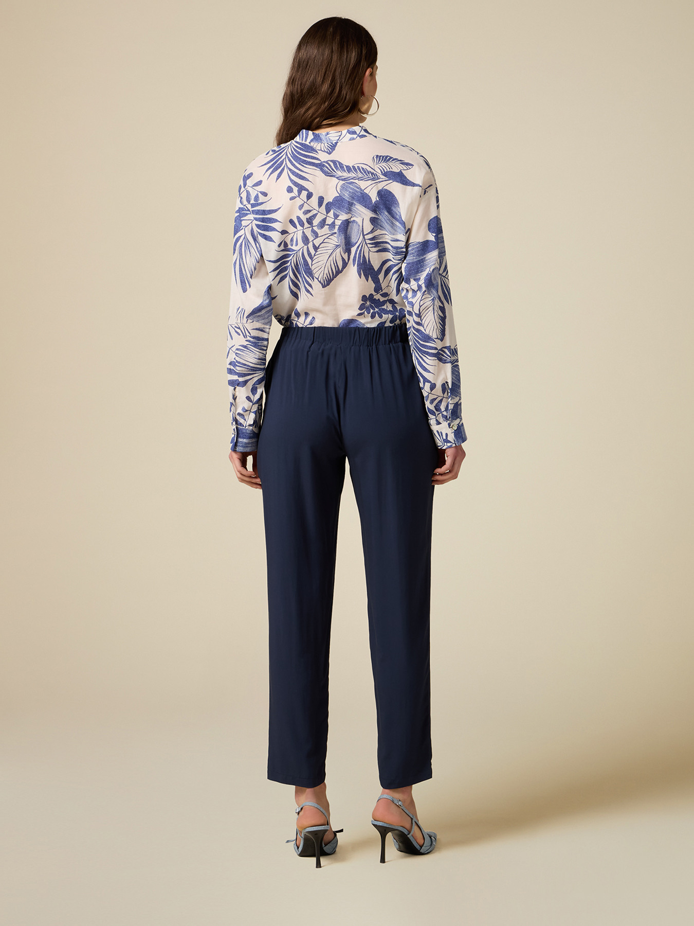 Pantalon jogger en viscose image number 1