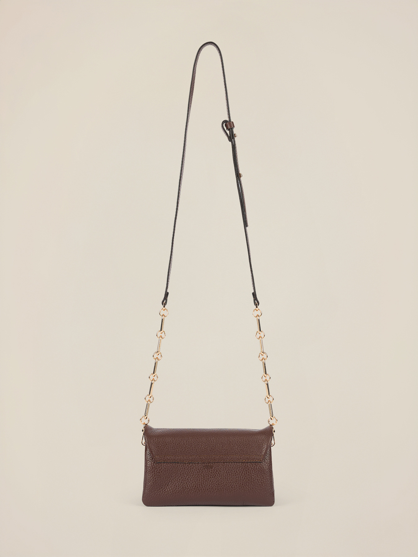Bolso bandolera peque&ntilde;o de cuero genuino image number 2