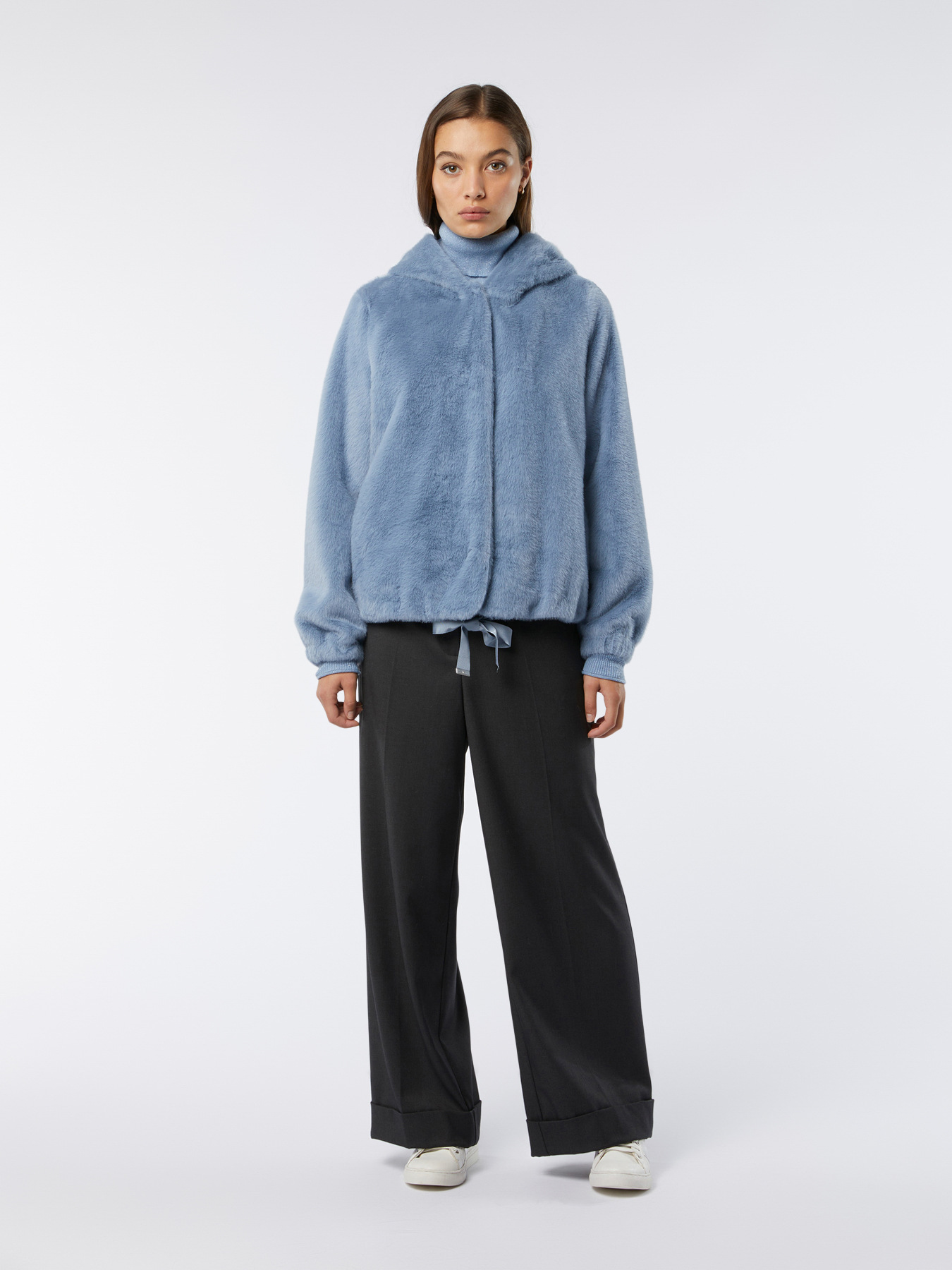 Pelliccia sintetica con cappuccio image number 0