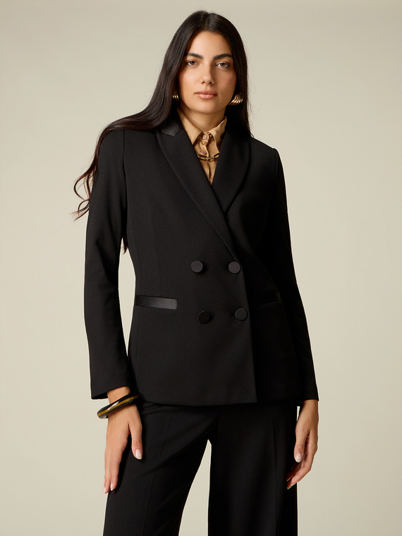 Double-breasted blazer with covered buttons