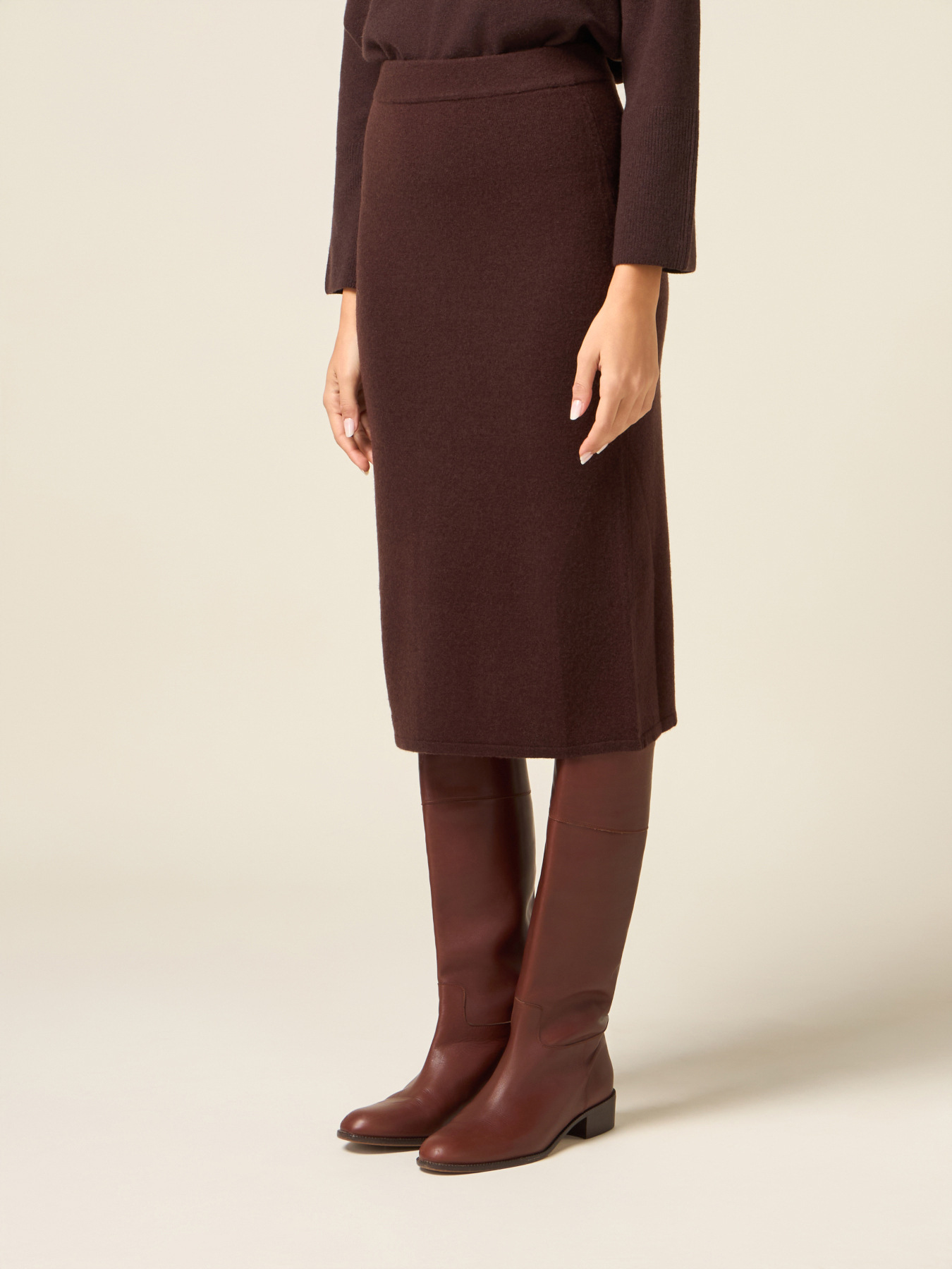 Wool sheath skirt image number 3