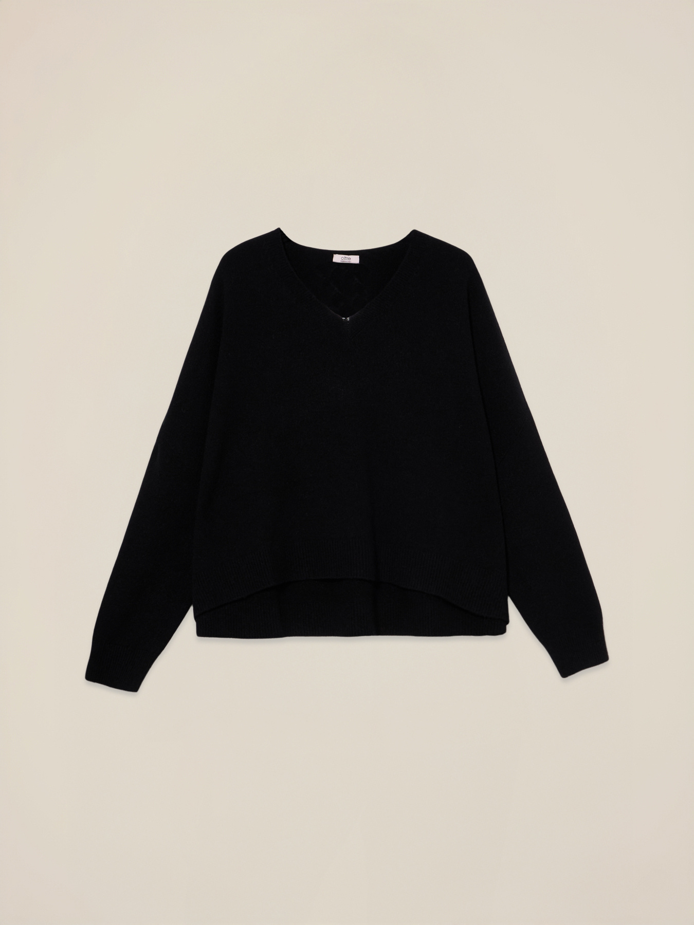 Viscose blend V-neck sweater image number 3