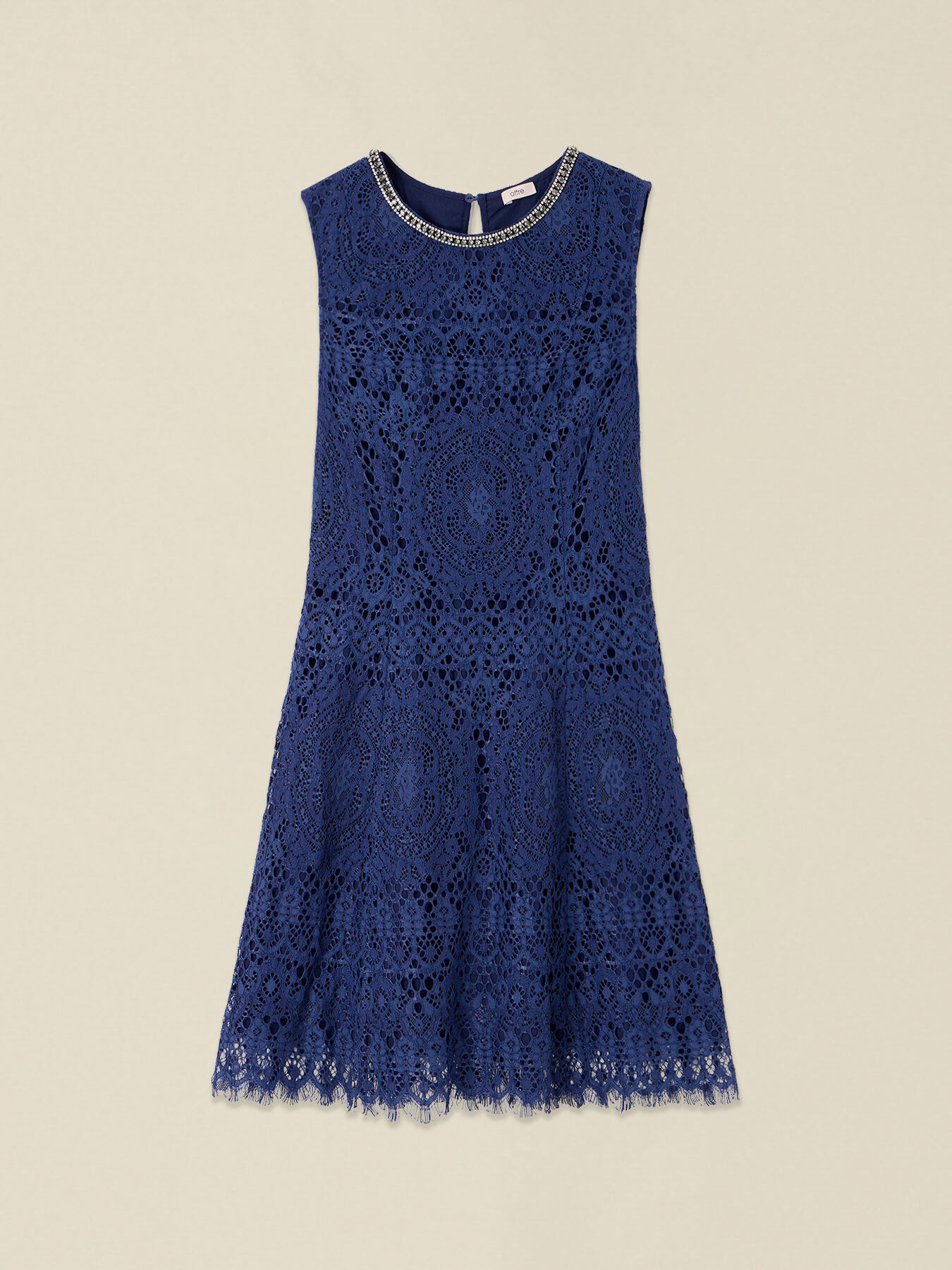 Vestido de encaje con detalle joya image number 3