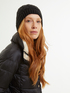 Gorro elaborado con trenzas image number 0