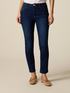 Jeans mit dekorativen Nieten image number 3