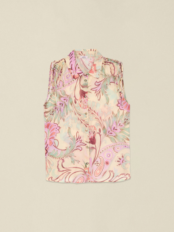 Sleeveless patterned shirt