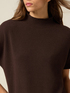 Short-sleeve turtleneck sweater image number 2