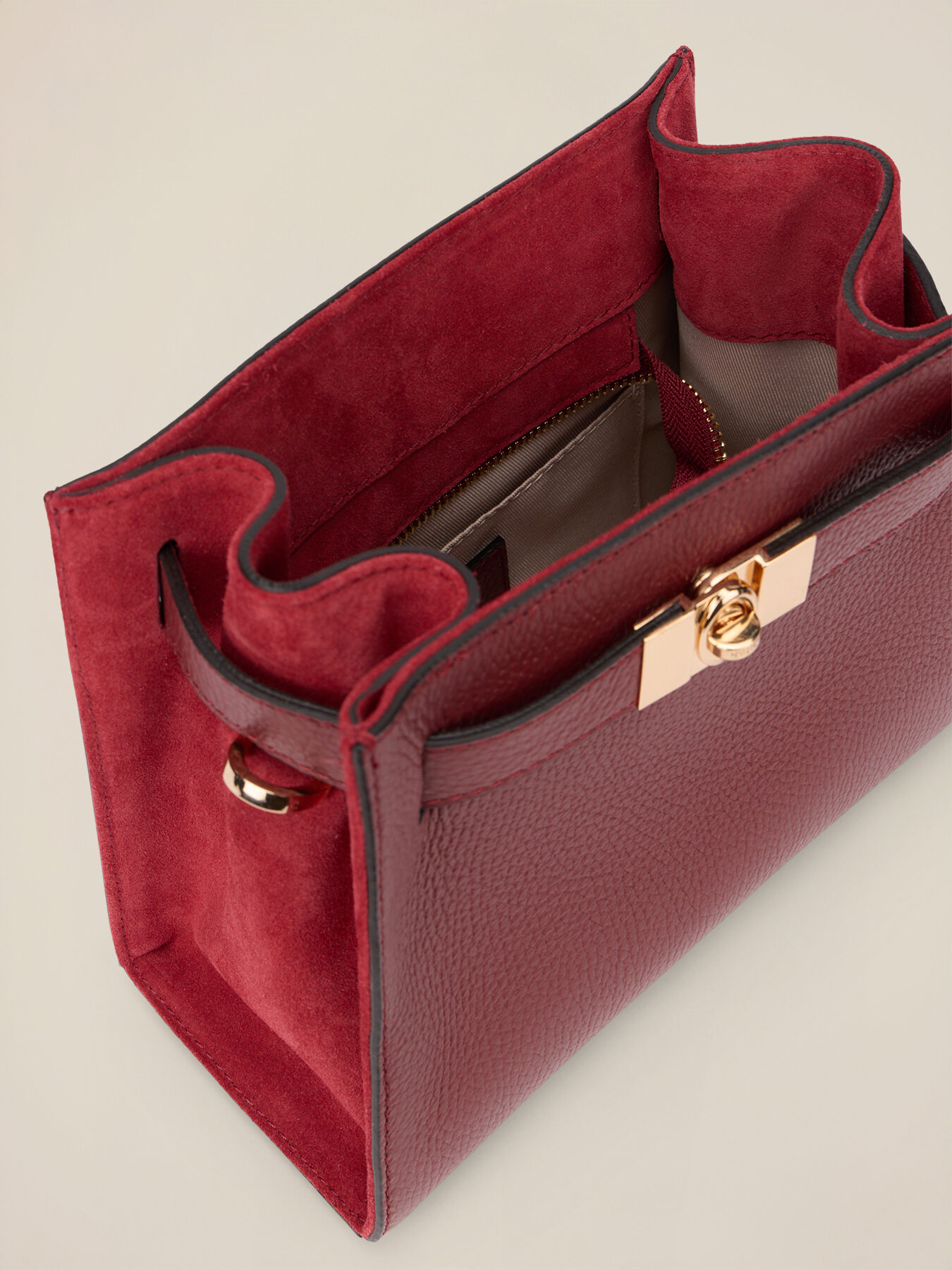 Ophelia genuine leather shoulder bag image number 4