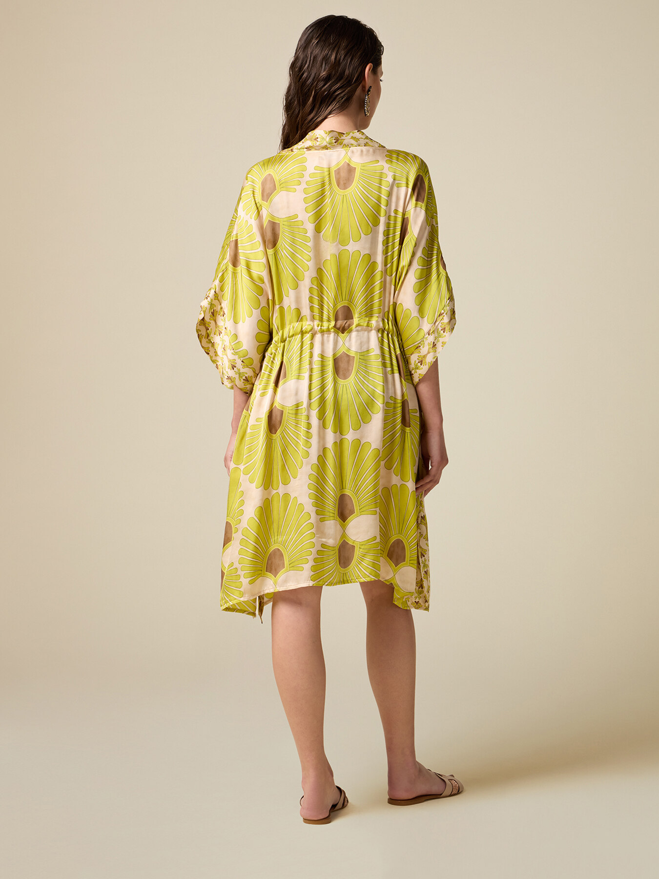 Patterned satin kaftan image number 1