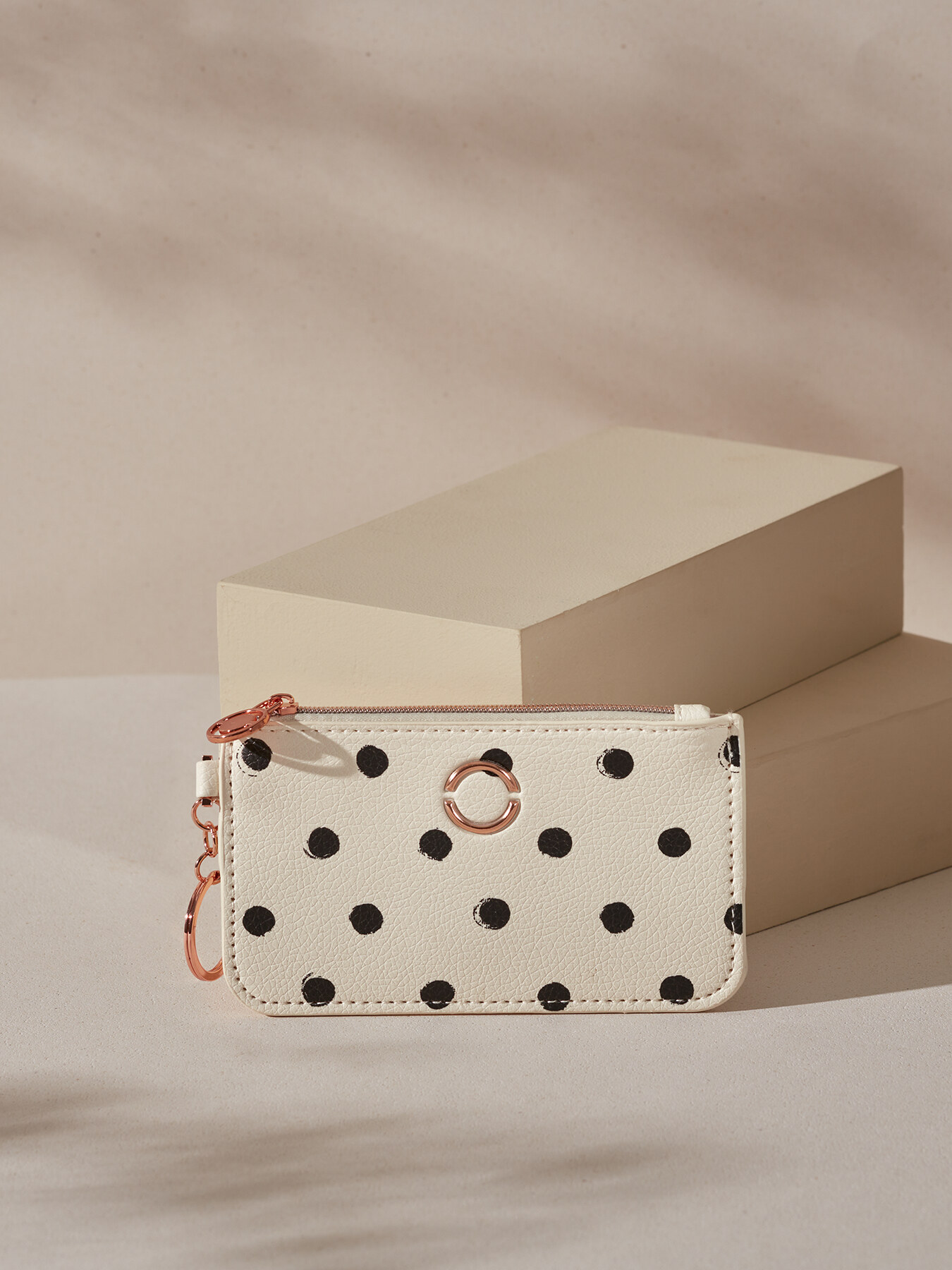Polka dot key pouch image number 0