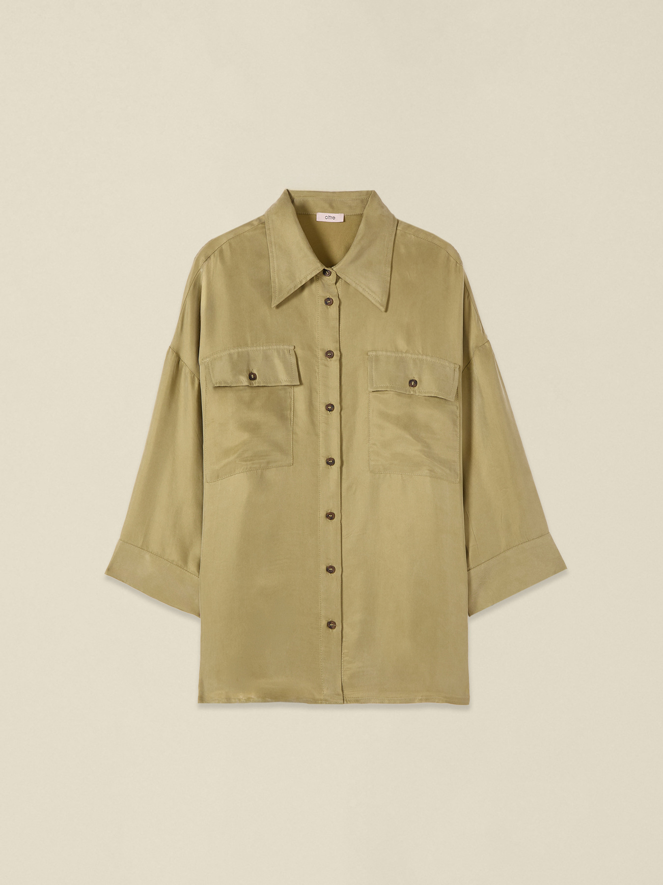 Oversize-Hemd aus Cupro und Viskose image number 3