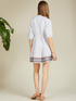 Kurzes Hemdblusenkleid mit Ethno-Detail image number 1