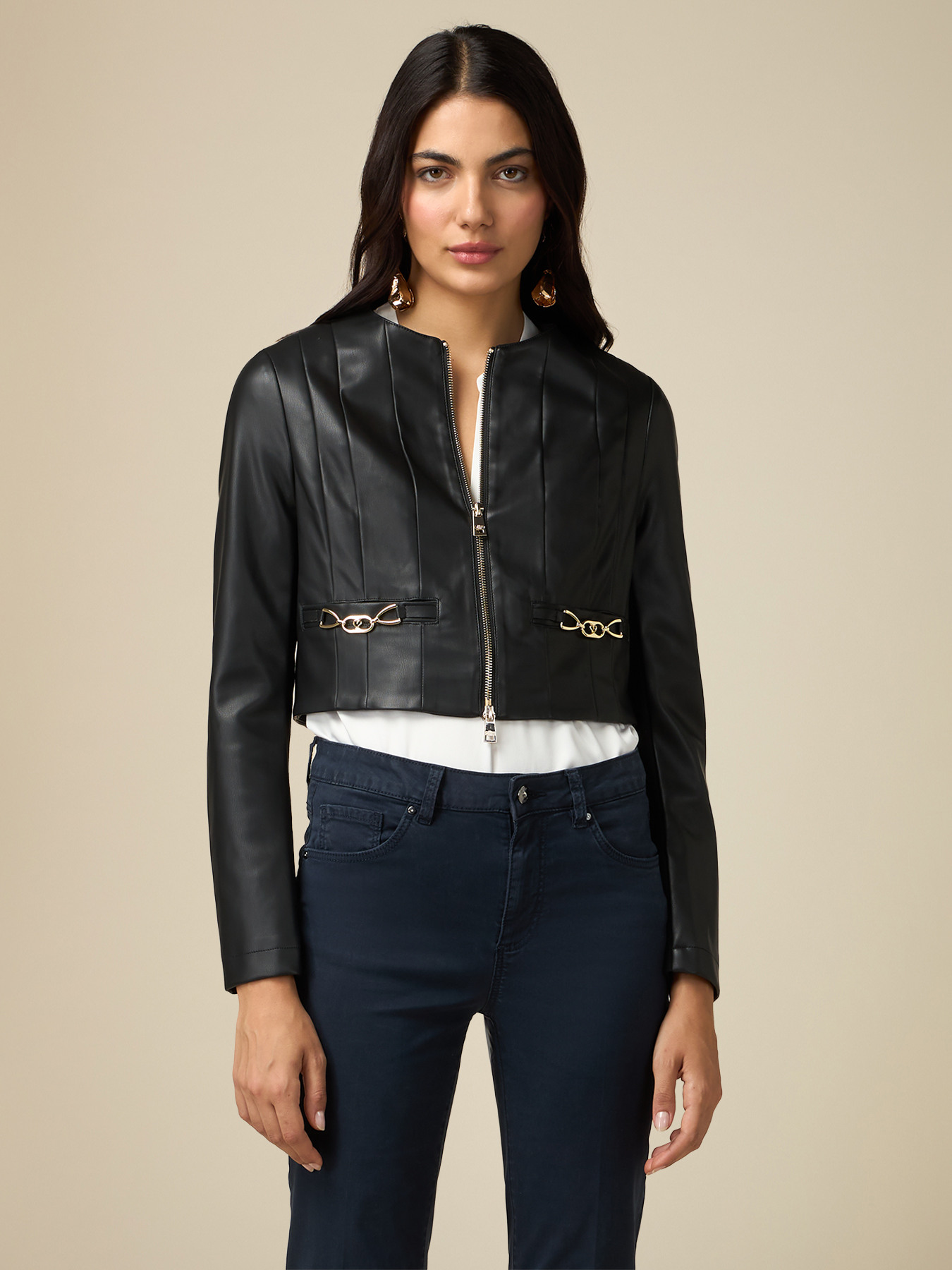 Veste courte avec d&eacute;tail de cha&icirc;nes image number 0