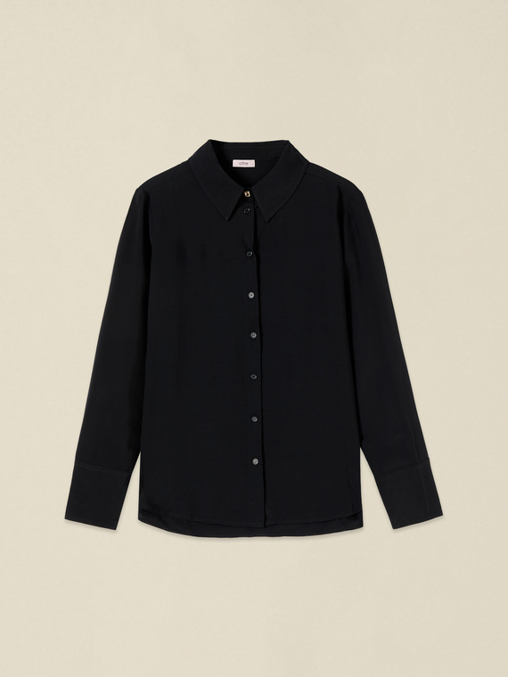 Camisa de viscosa con botones joya