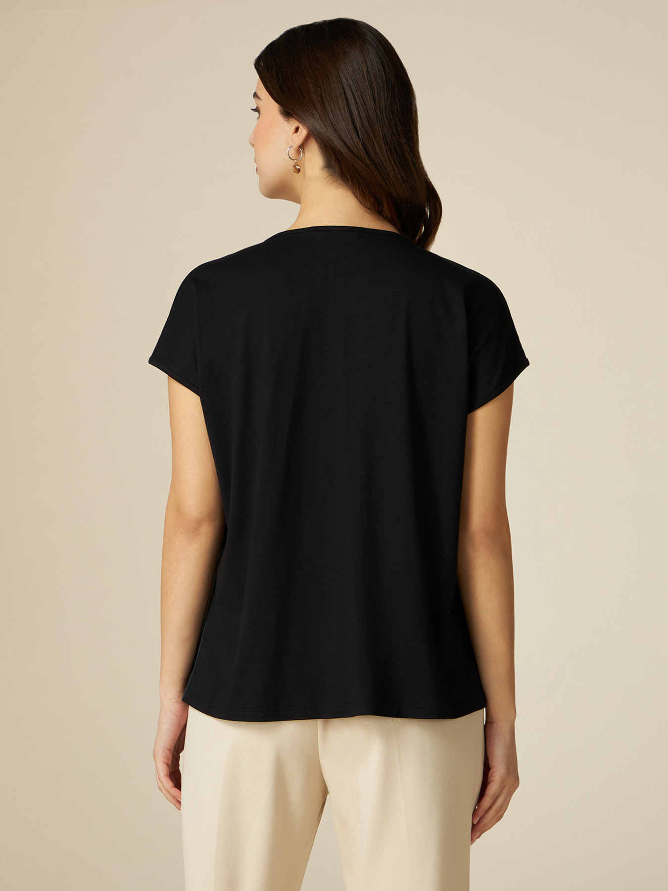 T-shirt bi-mati&egrave;re avec cha&icirc;ne bijou image number 1