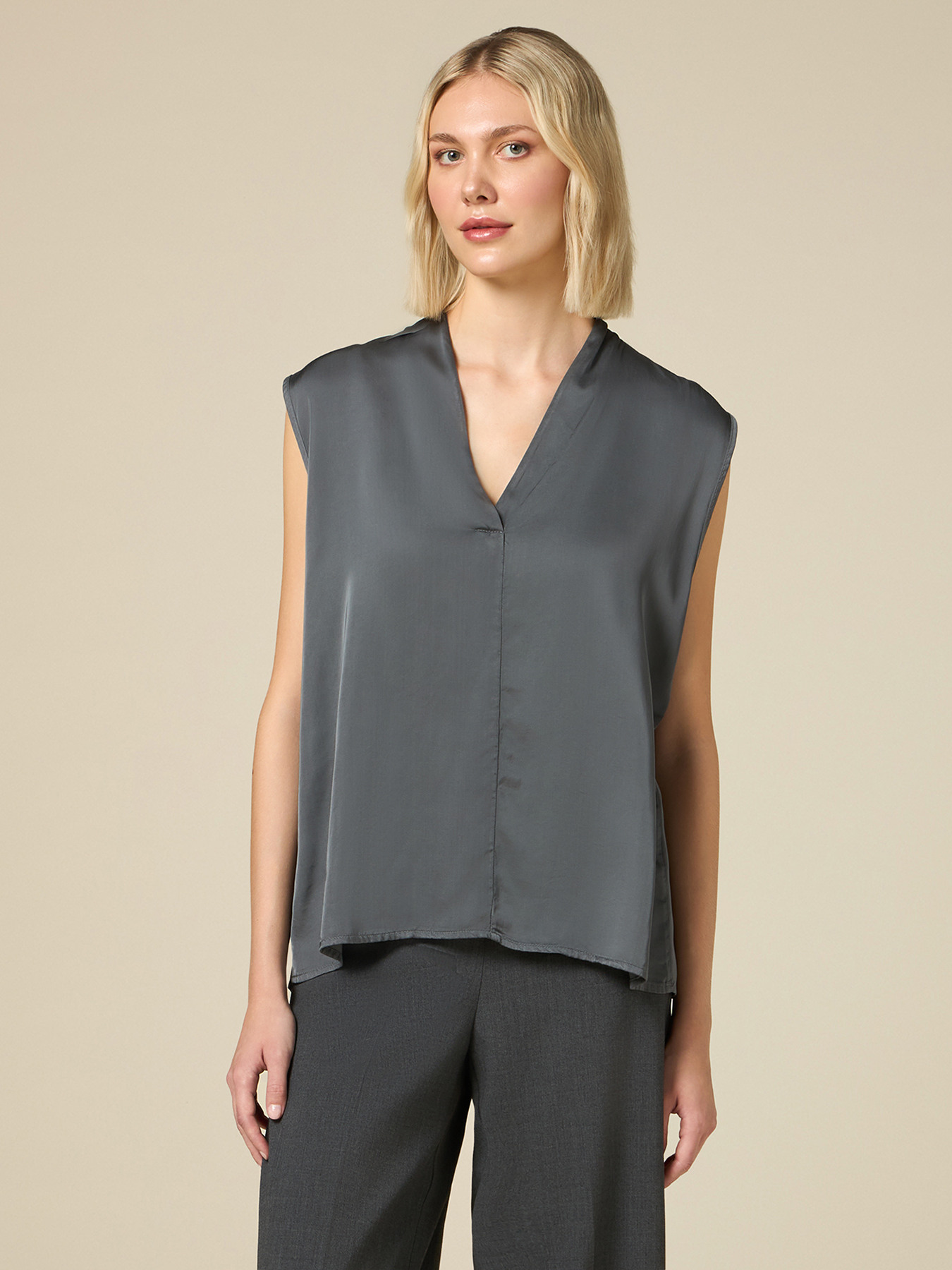 Top in raso di viscosa image number 0