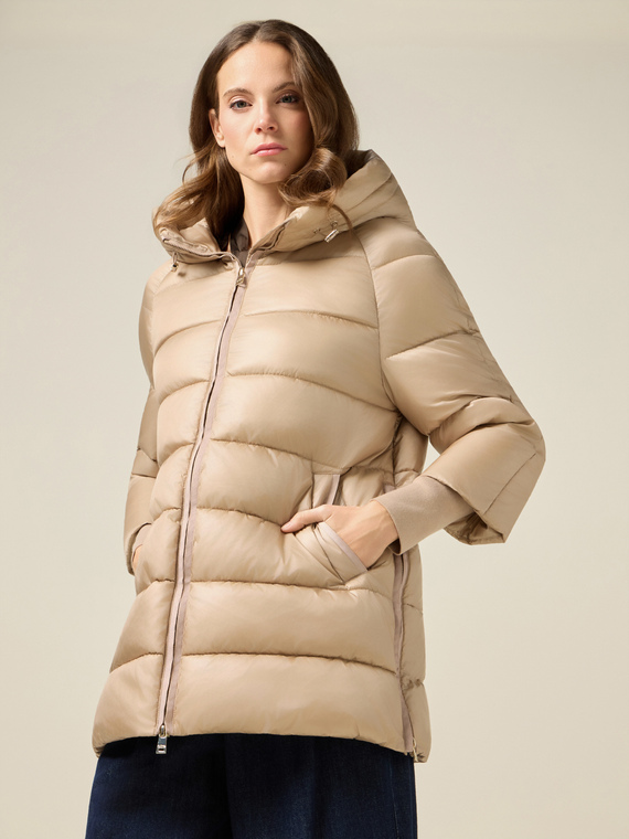 Midi-Daunenjacke mit Kapuze