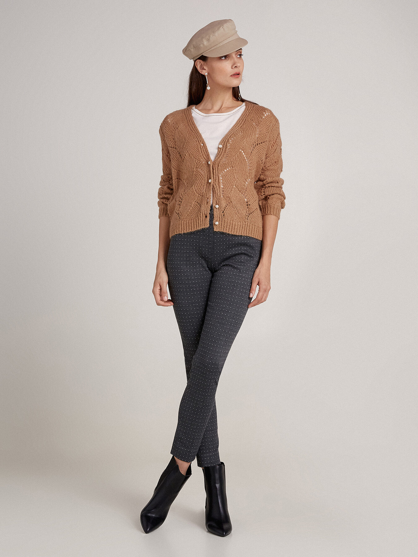 Cardigan ajour&eacute; en mohair m&eacute;lang&eacute; image number 2