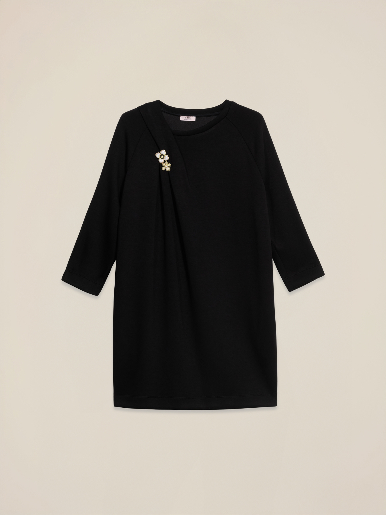 Scuba dress with jewel brooches image number 3