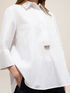 Blusa over in popeline con dettaglio gioiello image number 2