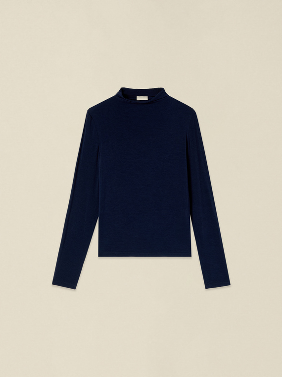 Crew-neck sweater in cashmere blend