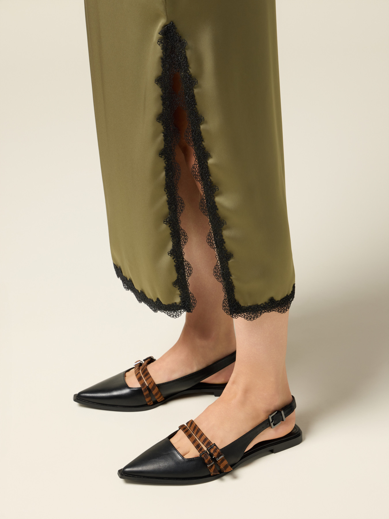 Midi pencil skirt in satin with lace image number 2